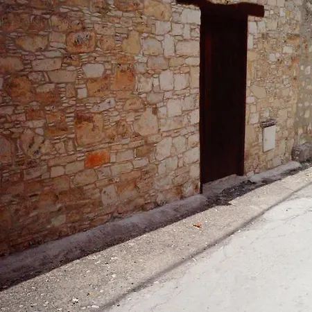 Makrinari Tis Pano Geitonias Casa vacanze Salamiou