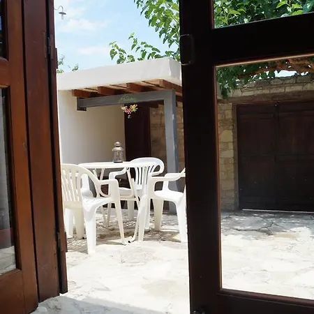 Makrinari Tis Pano Geitonias Casa vacanze Salamiou