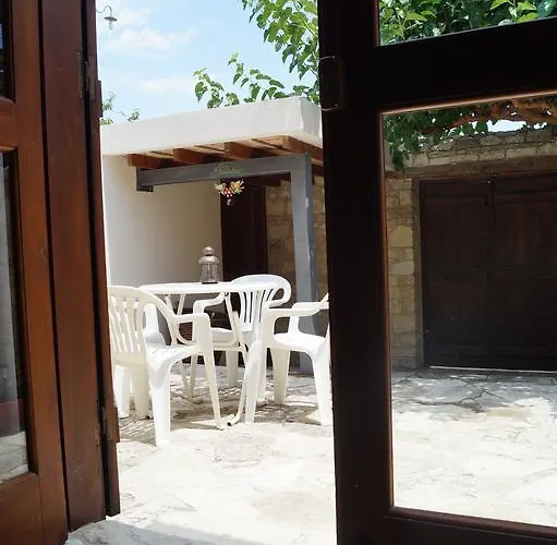 Makrinari Tis Pano Geitonias Semesterbostad Salamiou